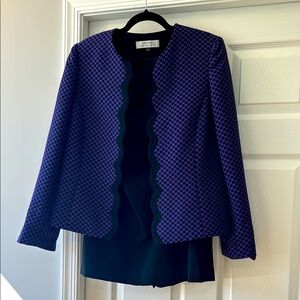 TAHARI Arthur S. Levine Women's Grape Purple/Black Two Piece Skirt Suit, size 12